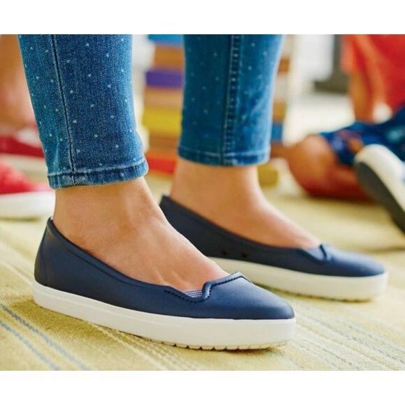 ✨Crocs Citilane Navy Blue Ballerina Round Toe Sz 11 Flats✨ - Picture 1 of 10